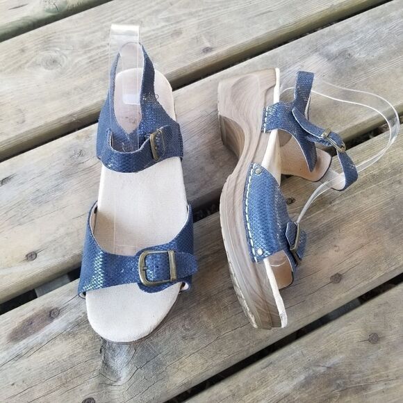 Sanita Daisy Davia Navy Blue Snakeskin Embossed Leather 2 Strap Buckle Sandals - Picture 1 of 8